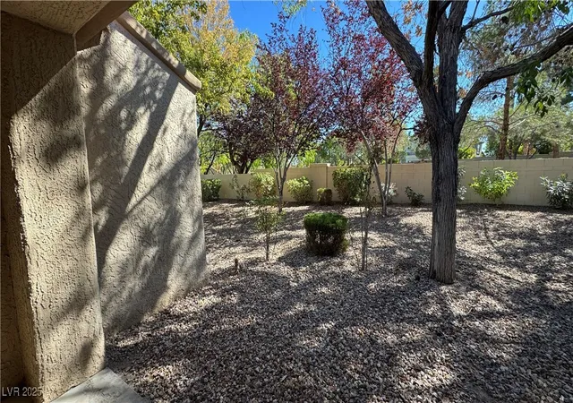 4th image of 2202 Spring Water Dr, Las Vegas, NV 89134 | MLS# 2730133