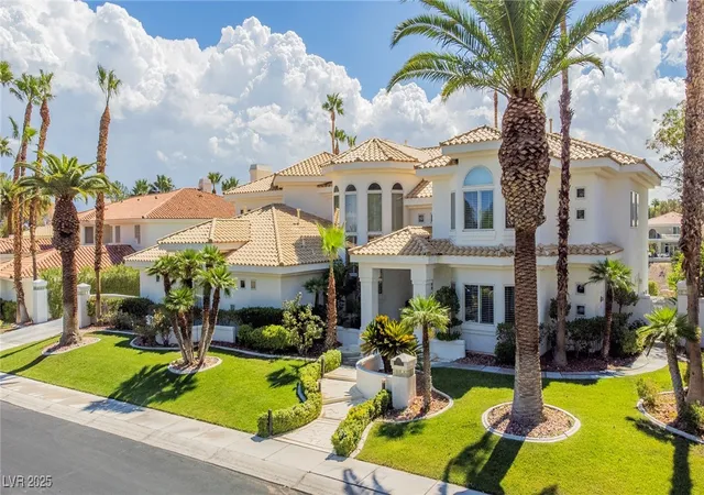 3rd image of 23 Cascade Creek Ln, Las Vegas, NV 89113 | MLS# 2730083