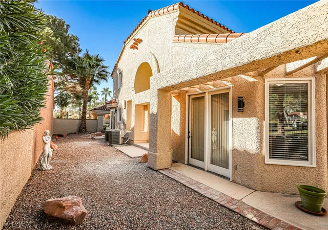 Photo 4 of Single family home for sale at 7772 Boca Raton Dr, Las Vegas, NV 89113 | MLS# 2730266 | Listing updated on 2026-06-02
