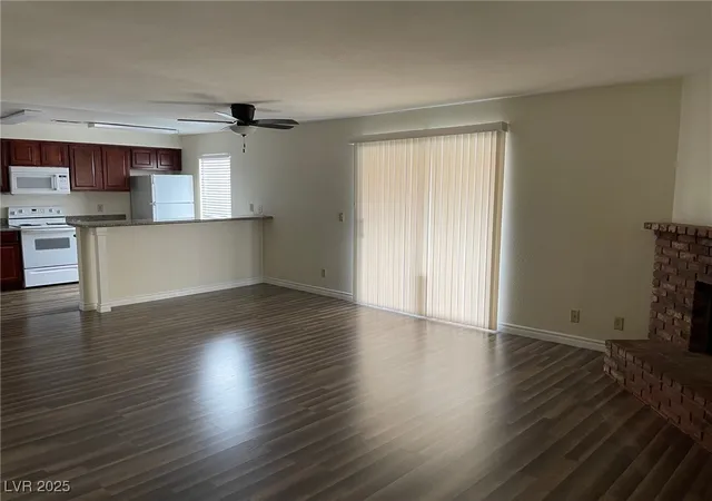 Photo 2 of Condo for sale at 5427 Indian River Dr #418, Las Vegas, NV 89103 | MLS# 2732150 | Listing updated on 2025-12-02
