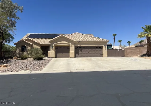 2nd image of 6596 Secluded Ave, Las Vegas, NV 89110 | MLS# 2731258