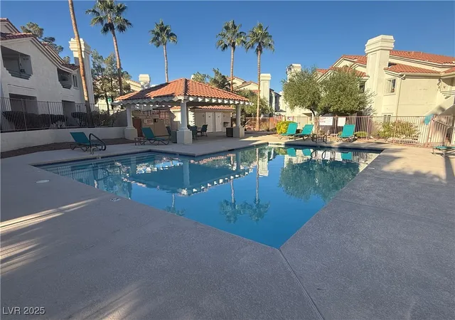 46th image of 557 Yacht Harbor Dr, Las Vegas, NV 89145 | MLS# 2732846