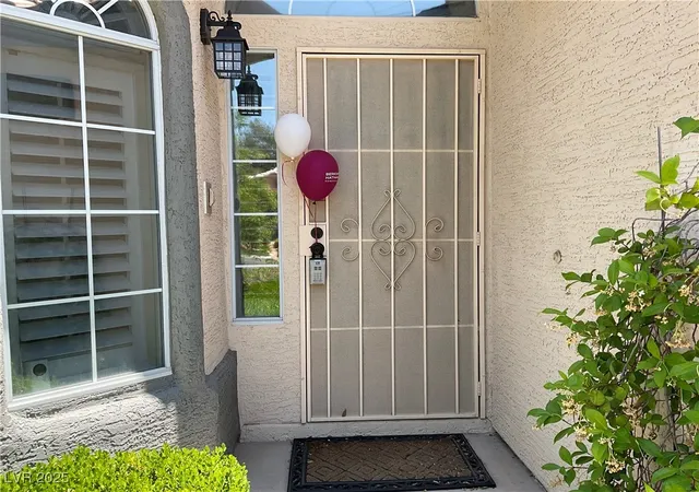 Photo 3 of Single family home for sale at 1800 Quail Point Ct, Las Vegas, NV 89117 | MLS# 2732857 | Listing updated on 2026-05-07