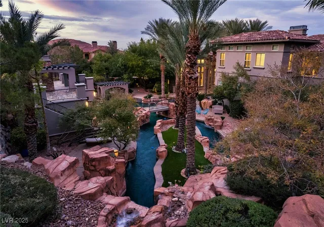 2nd image of 5 Wood Creek Ct, Las Vegas, NV 89141 | MLS# 2733089