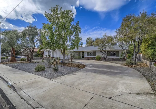 Photo 3 of Single family home for sale at 1716 Chapman Dr, Las Vegas, NV 89104 | MLS# 2733592 | Listing updated on 2026-03-14