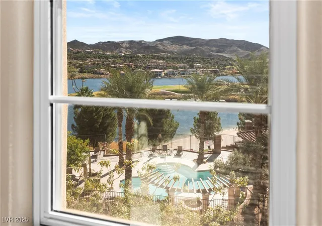 Photo 1 of Townhouse for sale at 8 Via Vita Bella, Henderson, NV 89011 | MLS# 2732272 | Listing updated on 2026-09-01
