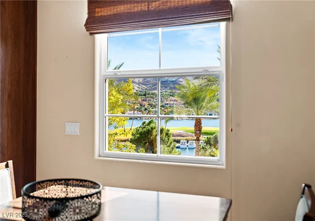 Photo 2 of Townhouse for sale at 8 Via Vita Bella, Henderson, NV 89011 | MLS# 2732272 | Listing updated on 2026-09-01