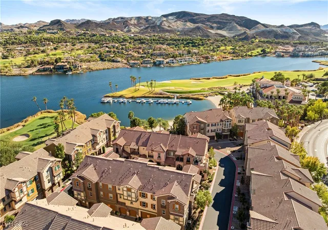 Photo 3 of Townhouse for sale at 8 Via Vita Bella, Henderson, NV 89011 | MLS# 2732272 | Listing updated on 2026-09-01