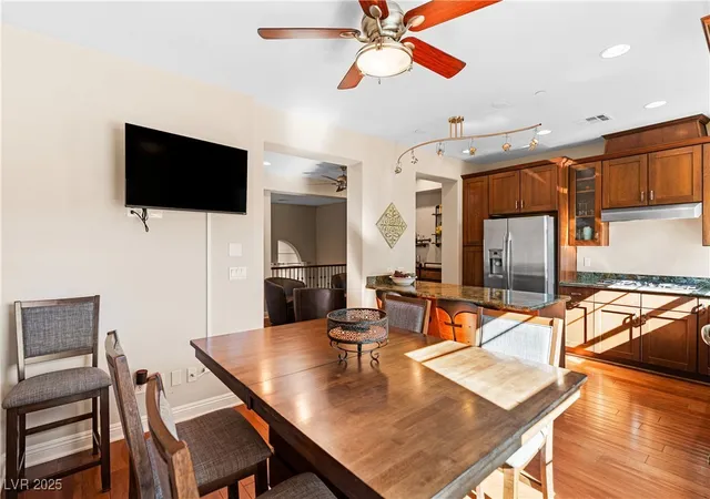 Photo 4 of Townhouse for sale at 8 Via Vita Bella, Henderson, NV 89011 | MLS# 2732272 | Listing updated on 2026-09-01