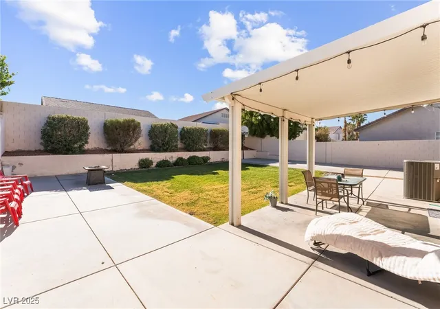 Photo 2 of Single family home for sale at 925 Baritone Way, North Las Vegas, NV 89032 | MLS# 2734309 | Listing updated on 2026-07-13