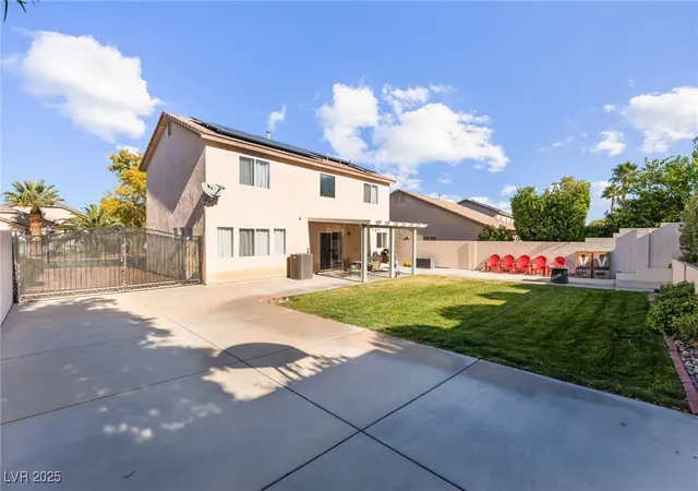Photo 4 of Single family home for sale at 925 Baritone Way, North Las Vegas, NV 89032 | MLS# 2734309 | Listing updated on 2026-07-13