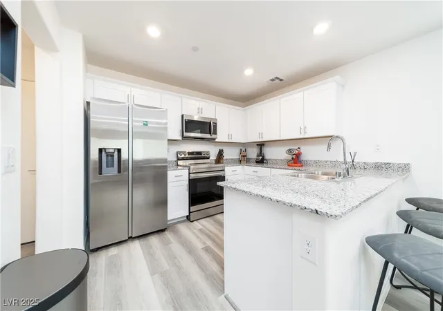 Photo 4 of Townhouse for sale at 2849 Desert Mosaic Ln #5, Las Vegas, NV 89183 | MLS# 2735532 | Listing updated on 2026-08-25