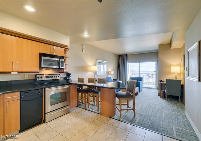 Photo 2 of Condo for sale at 211 E Flamingo Rd #1214, Las Vegas, NV 89169 | MLS# 2735974 | Listing updated on 2026-06-18