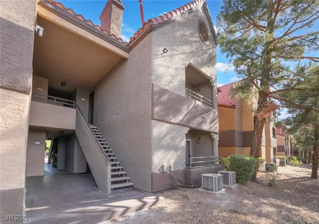 2nd image of 2200 S Fort Apache Rd #1038, Las Vegas, NV 89117 | MLS# 2736577