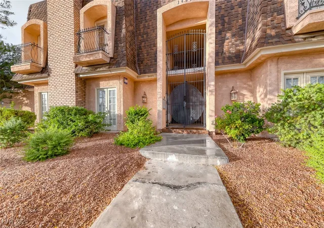 Photo 3 of Condo for sale at 1409 E St Louis Ave #A, Las Vegas, NV 89104 | MLS# 2736253 | Listing updated on 2026-06-16