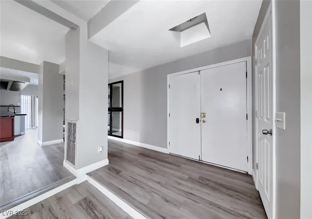Listing Photo 5 - Condo for sale in building located at 1409 E St Louis Ave, Las Vegas, NV 89104 - Unit #A
