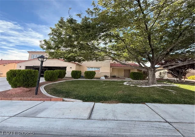 Photo 2 of Single family home for sale at 6643 Montezuma Castle Ln, North Las Vegas, NV 89084 | MLS# 2737928 | Listing updated on 2026-02-06