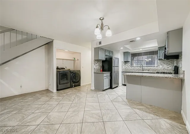 Photo 3 of Sale Pending at 895 Rhinegold Way, Las Vegas, NV 89110 | MLS# 2739000 | Listing updated on 2026-08-04