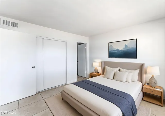 Photo 3 of Condo for sale at 3720 Royal Crst St #4 & 5, Las Vegas, NV 89119 | MLS# 2739529 | Listing updated on 2026-08-20