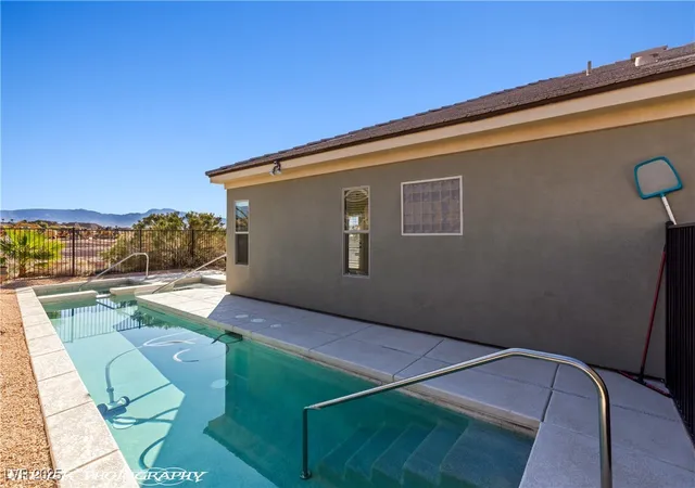 Photo 4 of Sale Pending at 456 Wild Horse Ln, Mesquite, NV 89027 | MLS# 2741989 | Listing updated on 2026-08-04