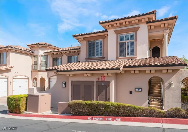 Homes for sale in Henderson, NV | 24 Via Vasari, Henderson, NV 89011