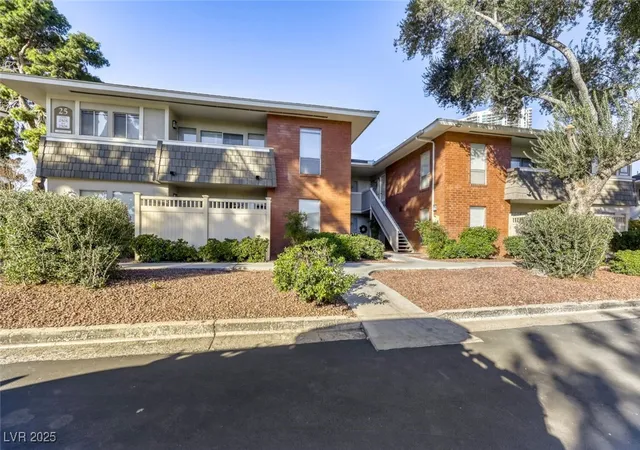 2nd image of 2807 Geary Pl #2501, Las Vegas, NV 89109 | MLS# 2742221