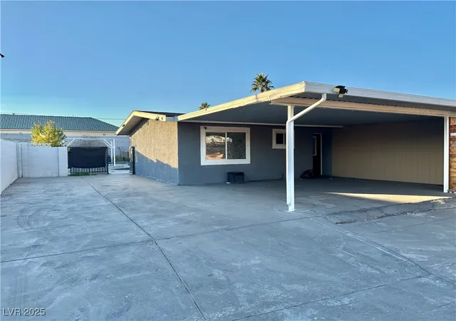 Photo 2 of Single family home for sale at 808 S Mallard St, Las Vegas, NV 89107 | MLS# 2743016 | Listing updated on 2026-06-26