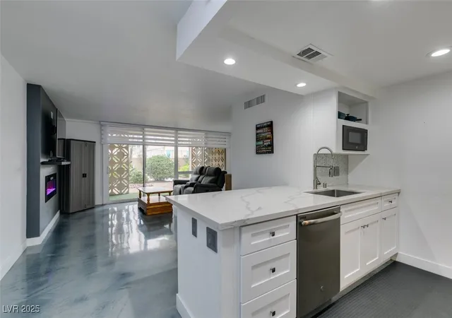 Photo 2 of Condo for sale at 205 E Harmon Ave #101, Las Vegas, NV 89169 | MLS# 2743227 | Listing updated on 2026-06-11