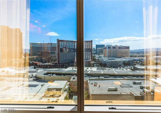 Photo 3 of Condo for sale at 2000 N Fashion Show Dr #2203, Las Vegas, NV 89109 | MLS# 2744157 | Listing updated on 2026-08-27