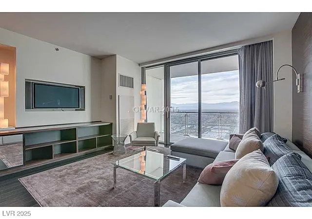 Photo 4 of Condo for sale at 4381 W Flamingo Rd #2309, Las Vegas, NV 89103 | MLS# 2744169 | Listing updated on 2026-09-25