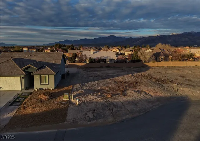Homes for sale in Pahrump, NV | 4690 Stonebridge Ct, Pahrump, NV 89061 | MLS# 2744352