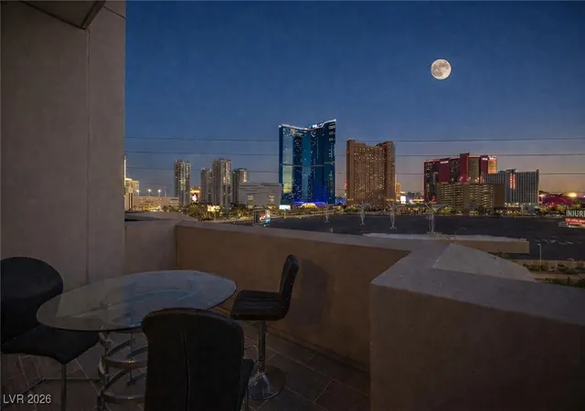 2nd image of 200 W Sahara Ave #501, Las Vegas, NV 89102 | MLS# 2744606
