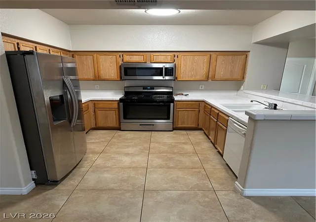Listing Photo 5 - Condo for sale in building located at 1404 Seward St, Las Vegas, NV 89128 - Unit #104