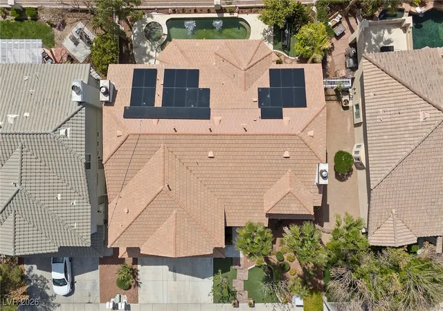 Homes for sale in Henderson, NV | 2445 Ping Dr, Henderson, NV 89074 | MLS# 2745372