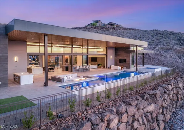 Photo 3 of Single family home for sale at 6 Hidden Hts Ct, Henderson, NV 89012 | MLS# 2746401 | Listing updated on 2026-04-09