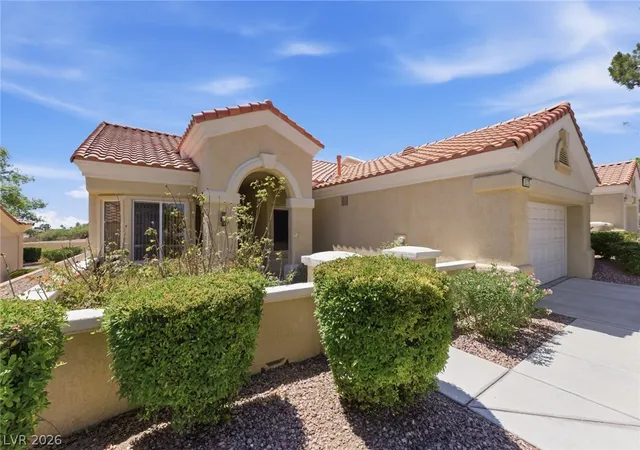 3rd image of 10527 Mission Lakes Ave, Las Vegas, NV 89134 | MLS# 2747204