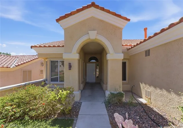5th image of 10527 Mission Lakes Ave, Las Vegas, NV 89134 | MLS# 2747204