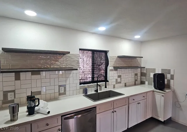 5th image of 870 Second St, Pahrump, NV 89048 | MLS# 2747839