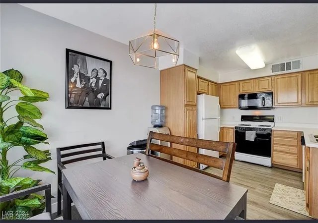 5th image of 5710 E Tropicana Ave #1093, Las Vegas, NV 89122 | MLS# 2746050