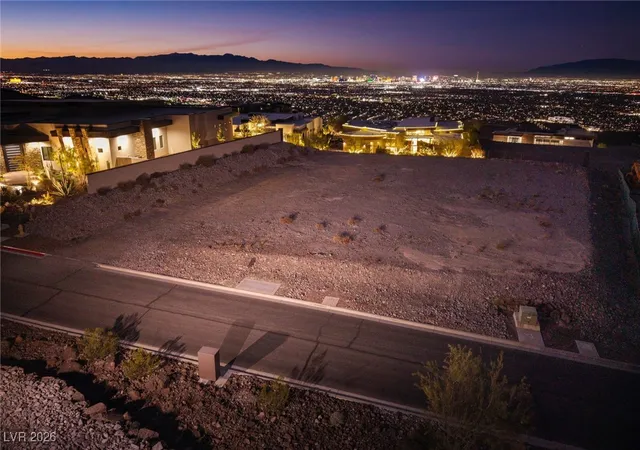 4th image of 7 Stonecutter Ct, Henderson, NV 89012 | MLS# 2748419
