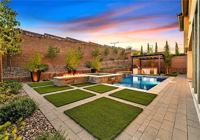 3rd image of 12161 Sage Thunder Ave, Las Vegas, NV 89138 | MLS# 2749199