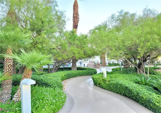 32nd image of 322 Karen Ave #504, Las Vegas, NV 89109 | MLS# 2749227