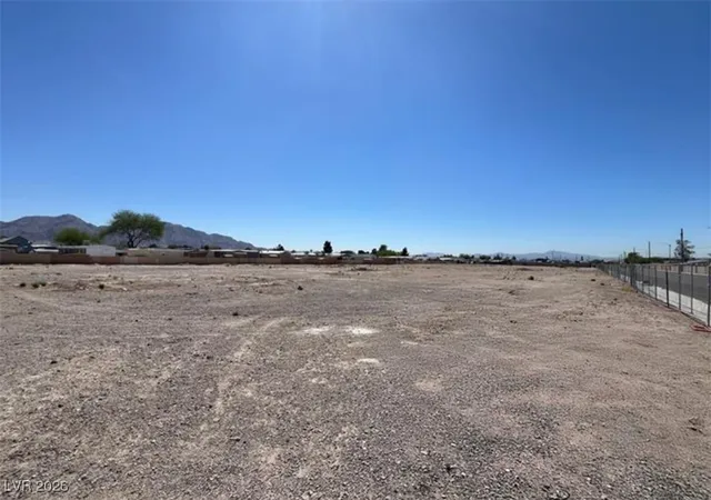 3rd image of 2150 Dolly Ln, Las Vegas, NV 89115 | MLS# 2750054
