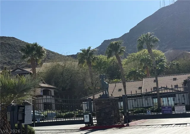 Homes for sale in Henderson, NV | 231 W Horizon Ridge Pkwy #1315, Henderson, NV 89012 | MLS# 2750233