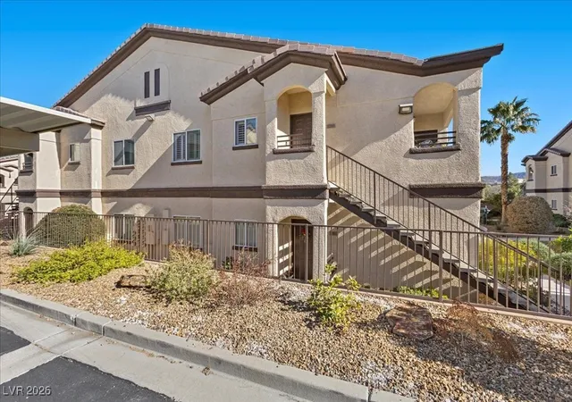 Photo 2 of Sale Pending at 2291 W Horizon Ridge Pkwy #11264, Henderson, NV 89052 | MLS# 2749493 | Listing updated on 2026-07-26