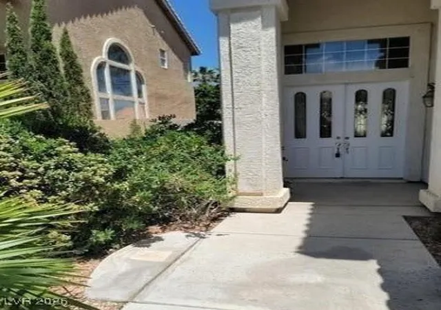 Photo 3 of Single family home for sale at 9758 Camino Capistrano Ln, Las Vegas, NV 89147 | MLS# 2750078 | Listing updated on 2026-01-23