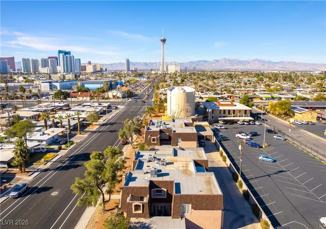2nd image of 1301 E St Louis Ave, Las Vegas, NV 89104