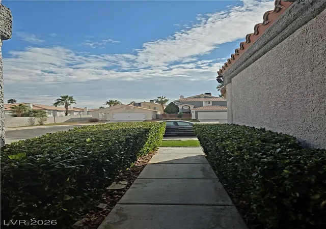 Photo 4 of Sale Pending at 8204 Gunther Cir, Las Vegas, NV 89145 | MLS# 2750719 | Listing updated on 2026-04-06