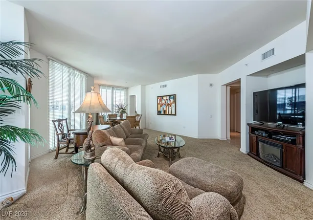 2nd image of 2877 Paradise Rd #906, Las Vegas, NV 89109 | MLS# 2750973