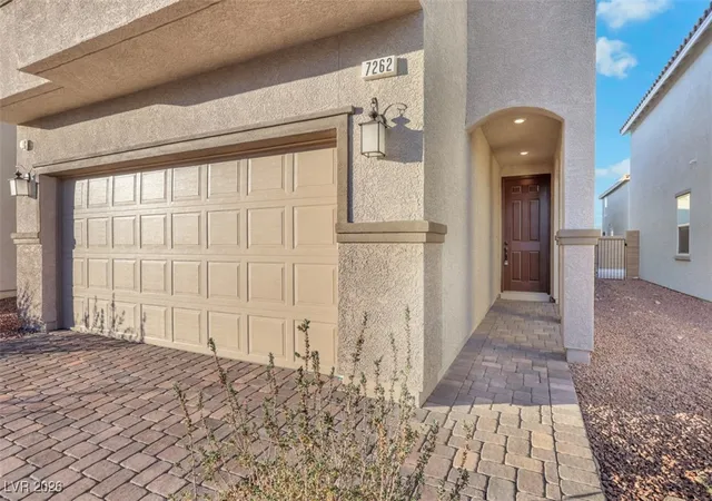 Photo 3 of Single family home for sale at 7262 Copper Grv Ave, Las Vegas, NV 89113 | MLS# 2749231 | Listing updated on 2026-04-19